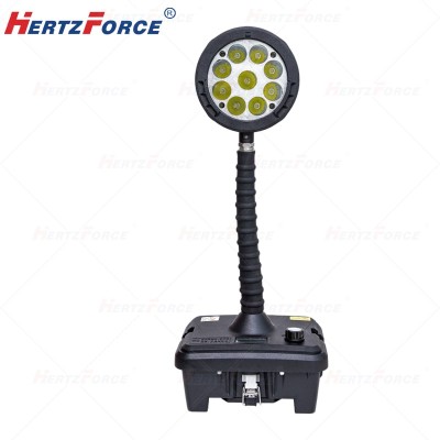 轻便移动灯 IP65 DC14.8 V